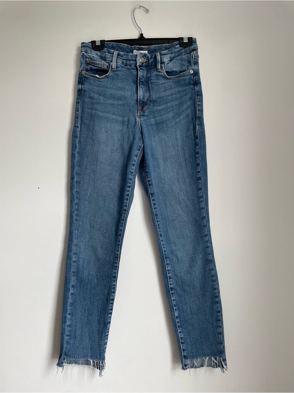 Good American Light/Medium Wash Step Hem Jeans Size 6/28 High Rise Raw Hem